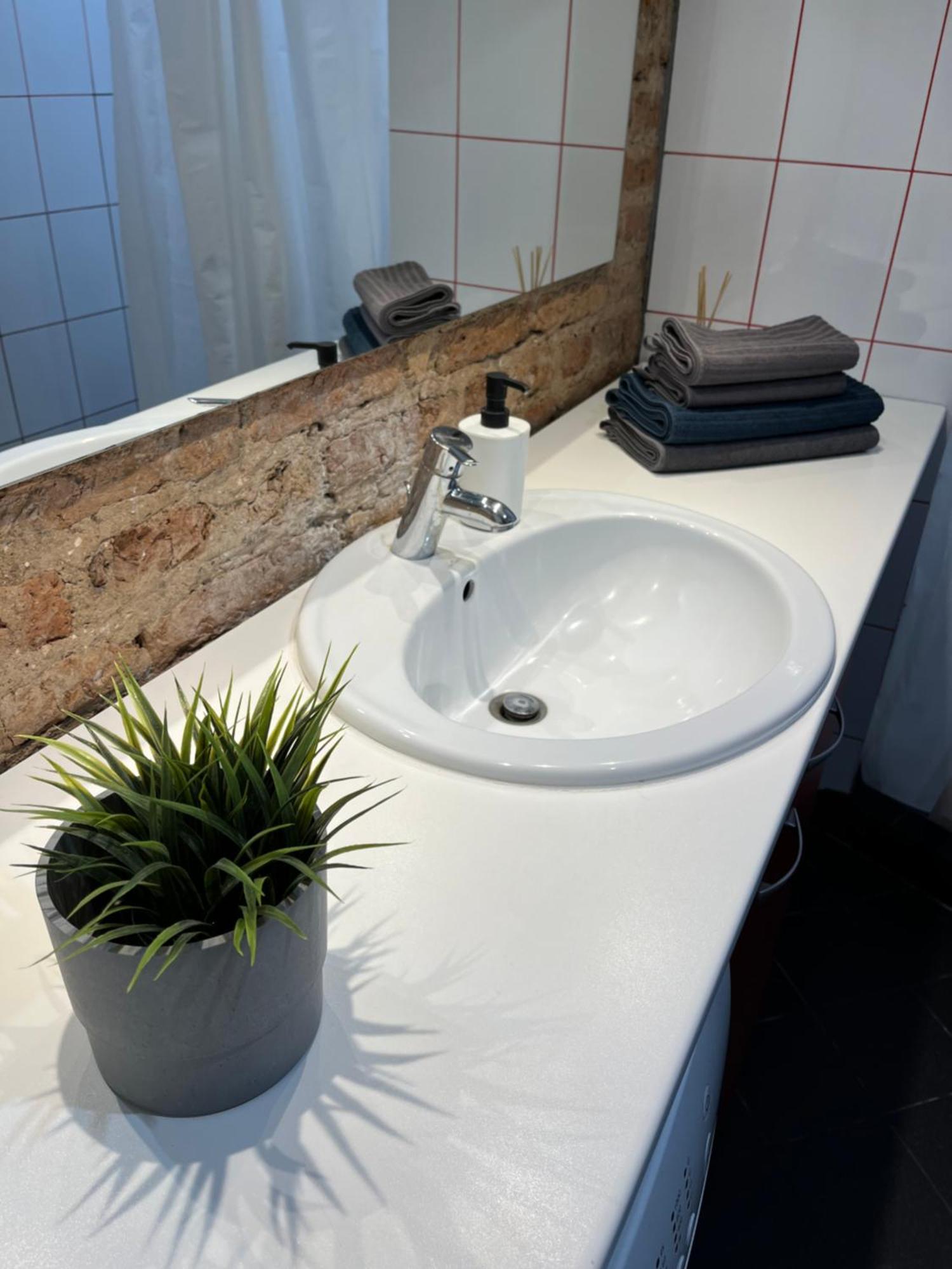 Old Studio Apartment Vilnius Extérieur photo